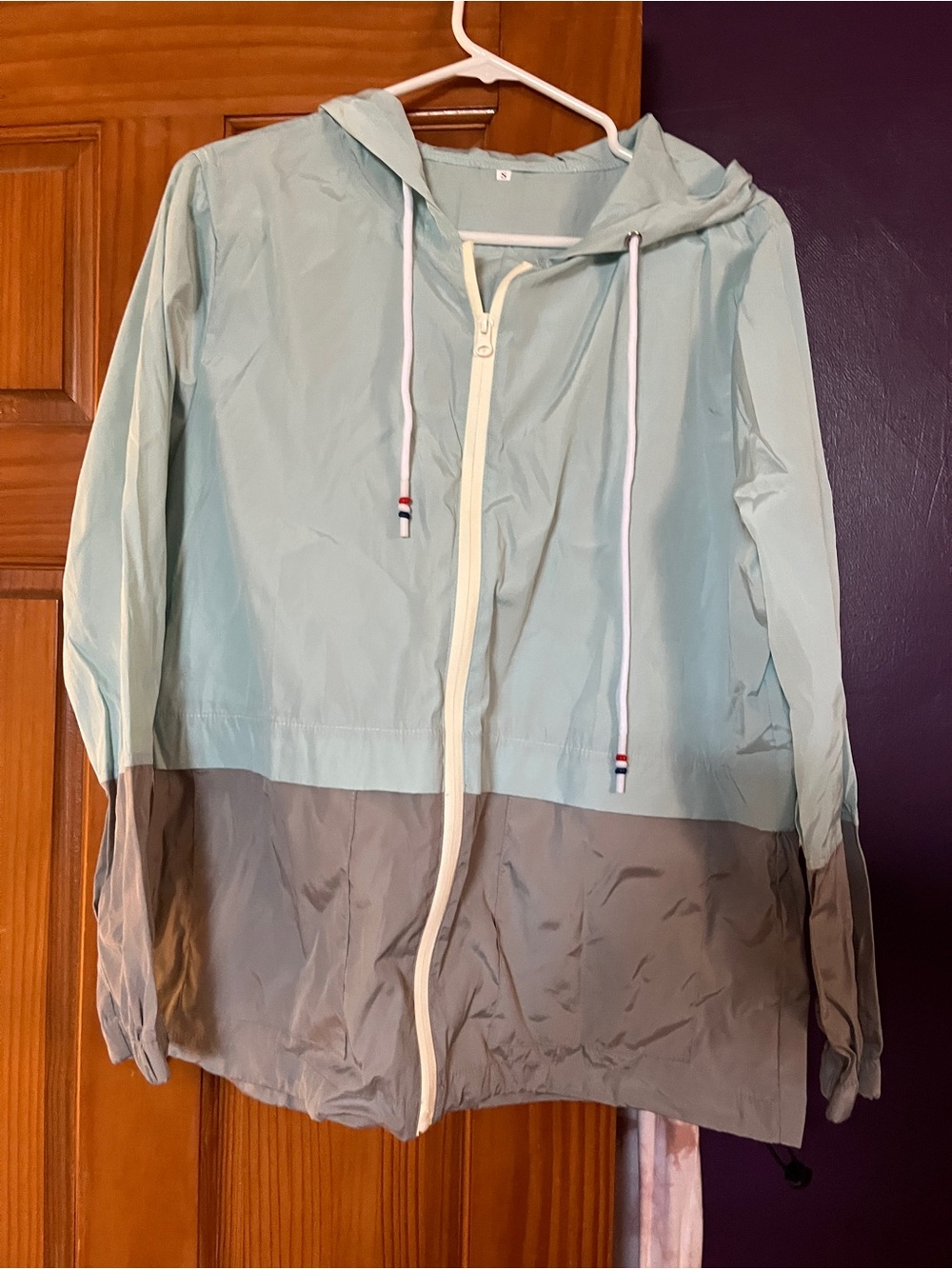 Two-Tone Lightweight Hooded Windbreaker - Mint & Gray